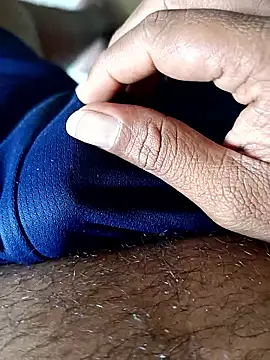 Snapshot of Harishtamil26 chatting on 03/02/26, 07:15 Harishtamil26 online show from 03/02/26, 07:15