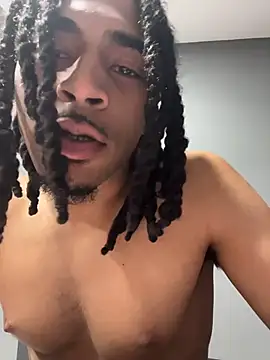 Snapshot of Mellyj053 chatting on 04/14/26, 06:41 Mellyj053 online show from 04/14/26, 06:41