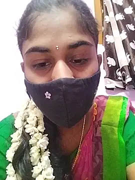 Tamil Hot RoyalQueen online show from 04/10/26, 03:50