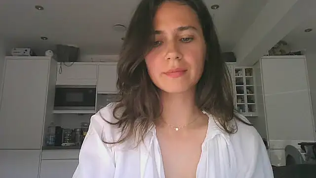 Snapshot of Luxyssa chatting on 06/23/26, 01:53 Luxyssa online show from 06/23/26, 01:53