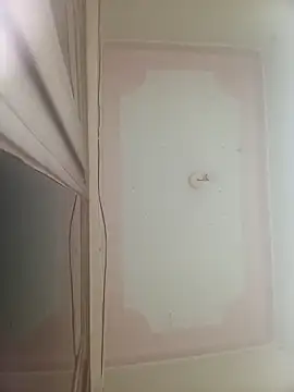 Snapshot of PatriciaVen chatting on 03/25/26, 06:19 PatriciaVen online show from 03/25/26, 06:19