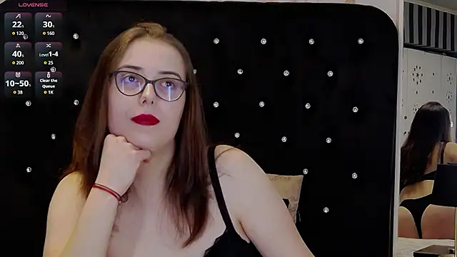 JulieAnnX online show from 02/03/26, 06:22