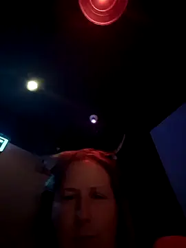 Snapshot of Annafun321 chatting on 02/07/26, 06:33 Annafun321 online show from 02/07/26, 06:33