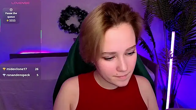 Snapshot of Ellie_Heavenly chatting on 01/15/26, 08:30 Ellie Heavenly online show from 01/15/26, 08:30