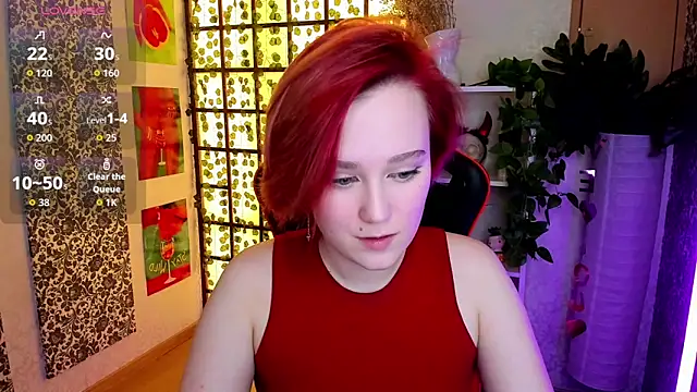 Ellie Heavenly online show from 04/18/26, 08:40