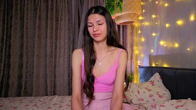 NeliaBermea online show from 04/16/26, 09:39