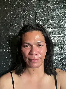 HugeAgatha online show from 04/02/26, 11:13