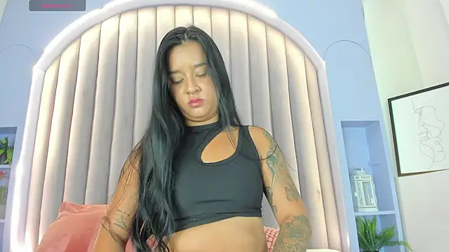 Snapshot of ChloeeMiller__ chatting on 02/12/26, 11:49 ChloeeMiller online show from 02/12/26, 11:49