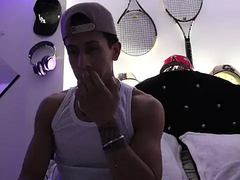 Santiagoo091 online show from 01/16/26, 05:33