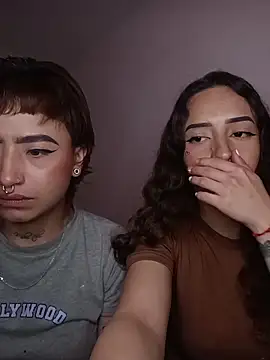 Snapshot of AlexxaAndRileyy chatting on 03/14/26, 02:50 AlexxaAndRileyy online show from 03/14/26, 02:50