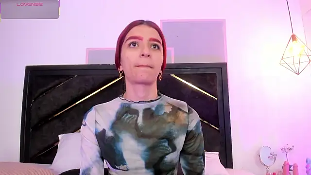 Snapshot of april_jones05 chatting on 04/07/26, 12:05 april jones05 online show from 04/07/26, 12:05