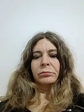 Snapshot of Didi2081 chatting on 02/02/26, 10:19 Didi2081 online show from 02/02/26, 10:19