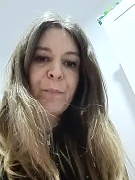 Snapshot of Didi2081 chatting on 02/27/26, 06:30 Didi2081 online show from 02/27/26, 06:30