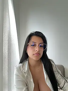 Snapshot of Mia_arabs chatting on 03/10/26, 08:14 Mia arabs online show from 03/10/26, 08:14