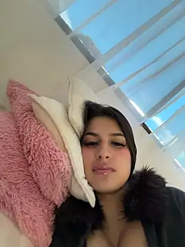 Snapshot of Mia_arabs chatting on 04/24/26, 04:31 Mia arabs online show from 04/24/26, 04:31