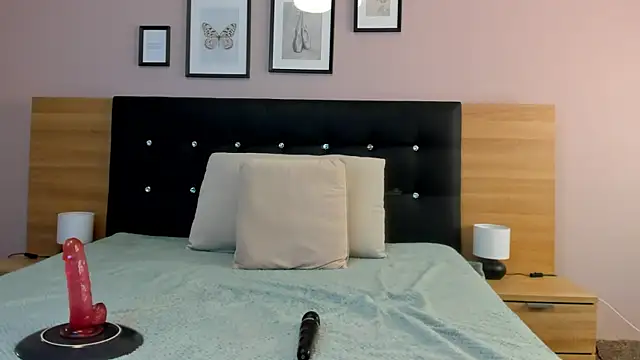 vicky squirtz online show from 01/14/26, 06:08