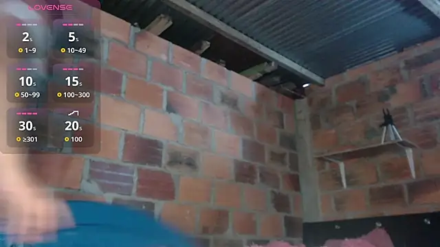 Snapshot of _sweetdanny_ chatting on 01/17/26, 05:49 sweetdanny online show from 01/17/26, 05:49