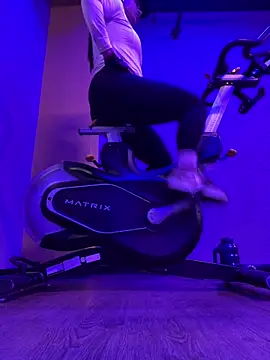 Pretty  Milf online show from 03/03/26, 03:07