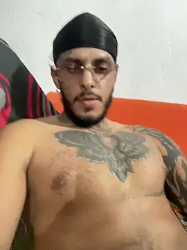 Snapshot of liyamjunior chatting on 02/03/26, 06:51 liyamjunior online show from 02/03/26, 06:51