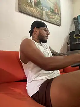 Snapshot of liyamjunior chatting on 02/21/26, 06:31 liyamjunior online show from 02/21/26, 06:31