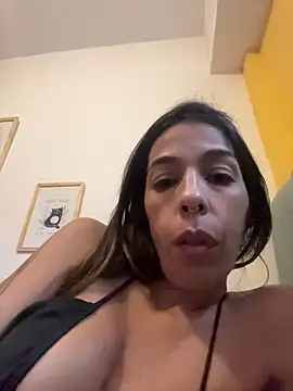 Snapshot of miafoxmia chatting on 03/10/26, 06:46 miafoxmia online show from 03/10/26, 06:46