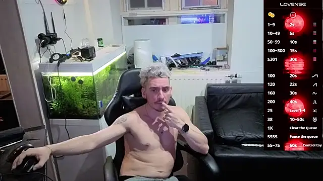 Rayzel White online show from 02/17/26, 10:49