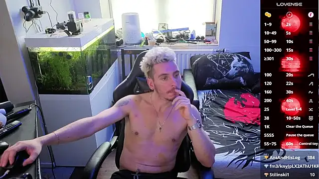 Rayzel White online show from 02/24/26, 02:04