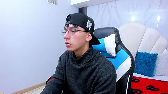 Alexander Collinss online show from 01/18/26, 07:28