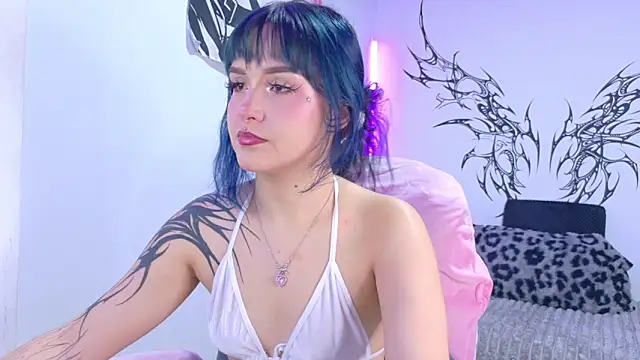 Snapshot of dollmeow chatting on 03/07/26, 12:51 dollmeow online show from 03/07/26, 12:51