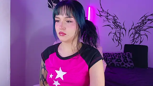 Snapshot of dollmeow chatting on 03/19/26, 12:25 dollmeow online show from 03/19/26, 12:25