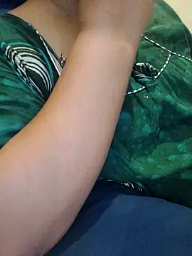 TamilDreamgirl08 online show from 03/28/26, 04:06