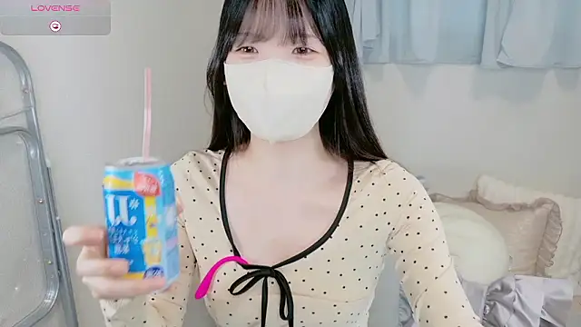 Snapshot of _ame_chan_ chatting on 05/24/26, 09:14 ame chan online show from 05/24/26, 09:14