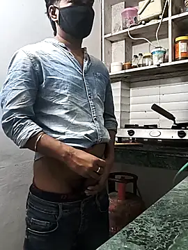 Snapshot of Hottlund6 chatting on 03/30/26, 12:22 Hottlund6 online show from 03/30/26, 12:22