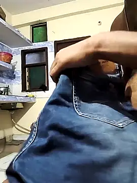 Snapshot of Hottlund6 chatting on 04/01/26, 03:07 Hottlund6 online show from 04/01/26, 03:07