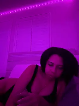 Snapshot of cartierprincess chatting on 03/21/26, 08:19 cartierprincess online show from 03/21/26, 08:19