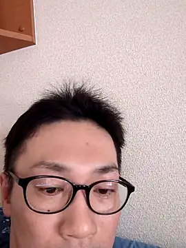 Snapshot of bobochandesu chatting on 05/17/26, 07:28 bobochandesu online show from 05/17/26, 07:28