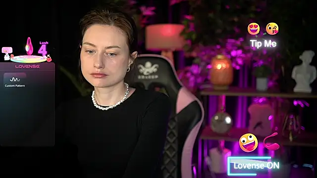 baby luna xo online show from 02/11/26, 09:36