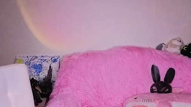 Catherine Karis online show from 04/29/26, 06:03