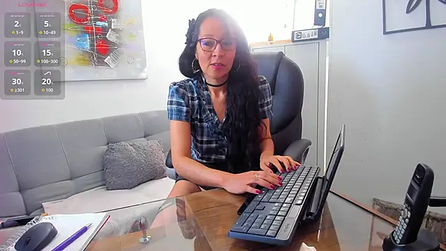loretta fraser online show from 05/15/26, 01:07