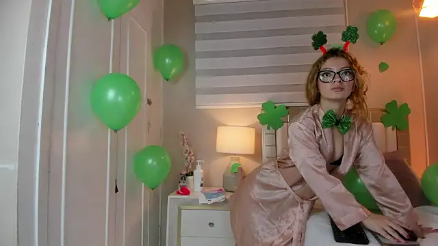 Snapshot of isabela__x chatting on 03/16/26, 11:36 isabela x online show from 03/16/26, 11:36