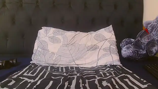 SexyPureFire001 online show from 02/13/26, 04:58