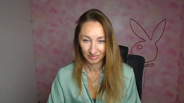Snapshot of Diana_Sweeet_ chatting on 03/23/26, 06:17 Diana Sweeet online show from 03/23/26, 06:17