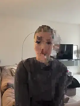 Snapshot of NovaLushhh chatting on 02/12/26, 12:33 NovaLushhh online show from 02/12/26, 12:33