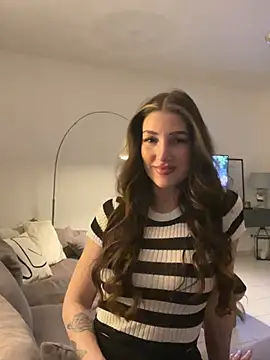 Snapshot of NovaLushhh chatting on 02/27/26, 05:46 NovaLushhh online show from 02/27/26, 05:46