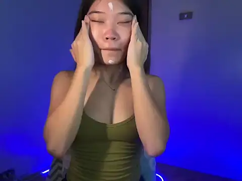 Snapshot of lovely_amara19 chatting on 03/24/26, 06:18 lovely amara19 online show from 03/24/26, 06:18