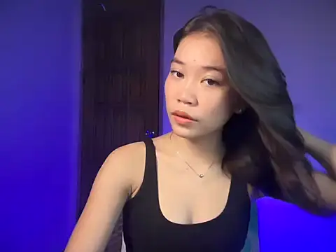 Snapshot of lovely_amara19 chatting on 03/29/26, 06:13 lovely amara19 online show from 03/29/26, 06:13