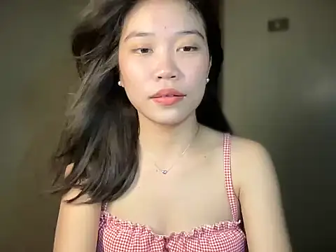 Snapshot of lovely_amara19 chatting on 04/18/26, 07:07 lovely amara19 online show from 04/18/26, 07:07