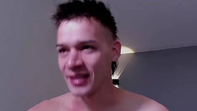 Snapshot of DrakeCarter chatting on 02/15/26, 01:31 DrakeCarter online show from 02/15/26, 01:31