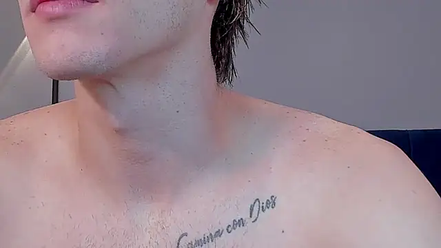 Snapshot of DrakeCarter chatting on 02/25/26, 01:59 DrakeCarter online show from 02/25/26, 01:59