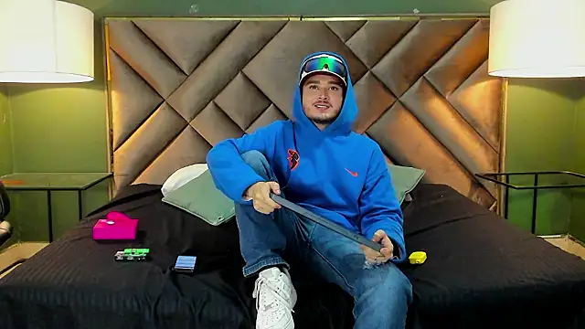 Salvattore Muller online show from 02/19/26, 11:01